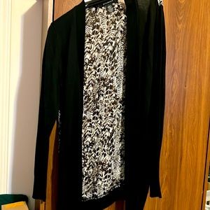 Cardigan with print on the back